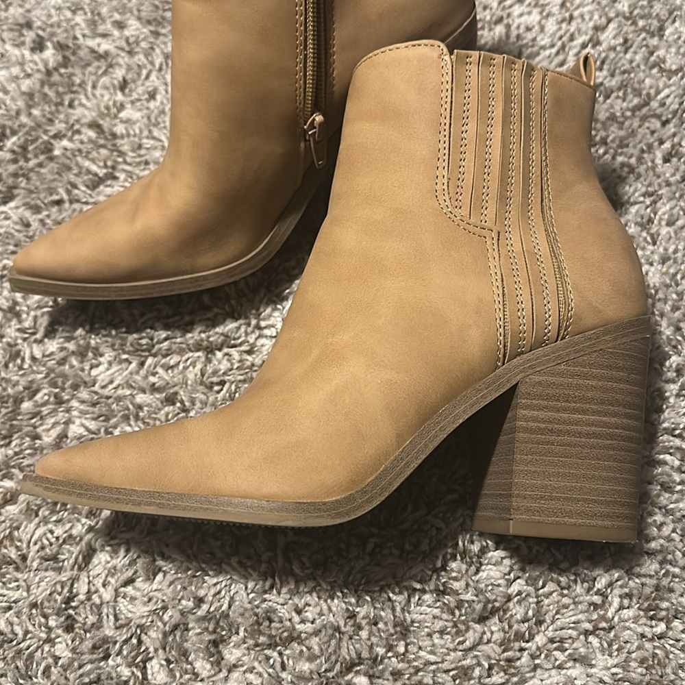 Universal Thread Western Bootie - image 2